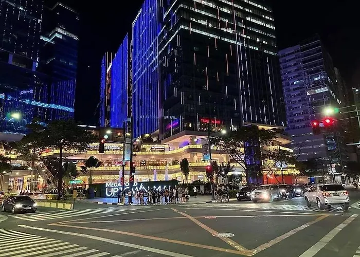 Tranquil Manor At Uptown Bgc *